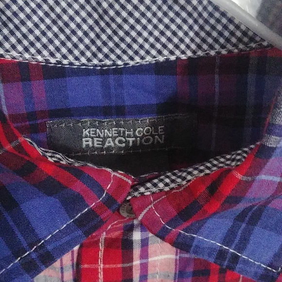 NWT Kenneth Cole Reaction Boys Top - Picture 3 of 8